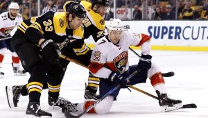 Бостън загуби от Флорида в последния мач от редовния сезон в НХЛ