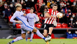 Офанзива: Ман Юнайтед и Челси кръстосват шпаги за звезда на Барса