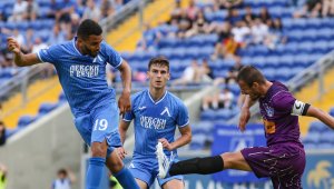 Строг французин ръководи Левски &ndash; ПАОК, испанец свири на реванша