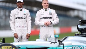 Хамилтън: С Валтери работим отлично