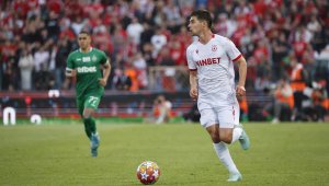 ОФИЦИАЛНО: Шопов заряза ЦСКА, подписа с Осиек