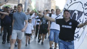 И феновете на Славия скочиха срещу промяната