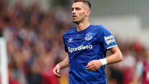 Шнедерлен се разделя с Евертън, вече премина прегледи в Ница