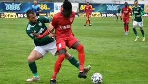 Играч на Царско село: Заплашиха ме с убийство, удряха ме, а над 30 полицаи гледаха