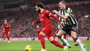 В Ливърпул сменят Салах с двама футболисти