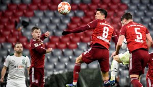 Лудите "жребчета" наритаха Байерн и насред Мюнхен