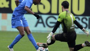 Бунт в Левски: Чужденците плачат за пари