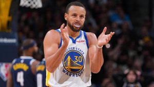 Стеф мина 20 000 точки, Бруклин натупа здраво Брадата и Фили