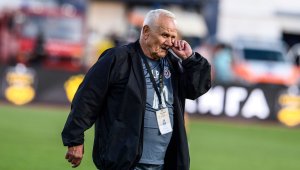 Шеф на ЦСКА: Нямаше да уволним Люпко