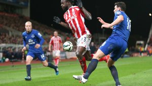 Челси продава Виктор Моузес на Стоук