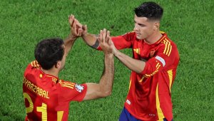 Араби се надцакват за Мората