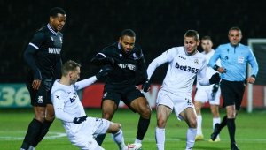 Отборът на Славия е по-обигран от този на ЦСКА, на феновете на червените им писна от обещания