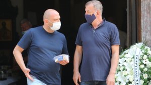 Изненада! Наско Сираков още не е прехвърлил акции на Левски на Тити 