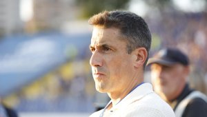ГЕНИЙ НА СКАМЕЙКАТА! Веласкес извади нов тактически шедьовър, с който Левски отново изпревари времето