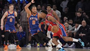 Тухла след тухла! Сиксърс и Никс не стигнаха 80 точки