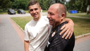 ОФИЦИАЛНО: ЦСКА привлече Станислав Шопов
