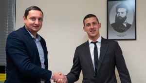 Ботев Пловдив преподписа и със Сашо Тонев