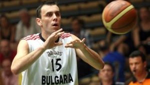 Баскетболистите се мъчат с Унгария