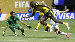 Гираси класира Дортмунд на четвъртфинал срещу Реал Мадрид