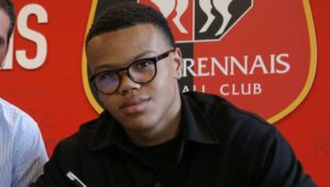 Бивш френски национал „подарил“ вундеркинда на Левски на Рен