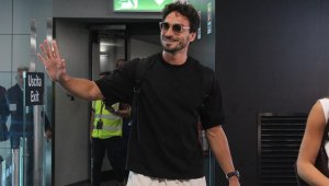 Ван Дайк, Дибала и Пододолски за Хумелс: Легенда!