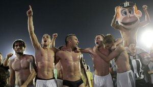 Хищникът Божо иска да вкара "тежък" гол