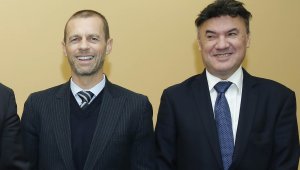 И босът на УЕФА тъгува за Боби Михайлов