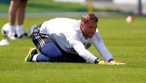 Нойер призова своите да раздават ритници