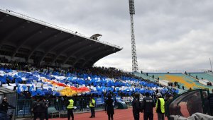 Арестуваха 10 фенове преди Левски &ndash; ЦСКА 