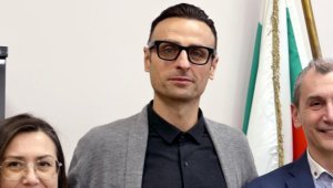 Бербатов отново дава съвети за инвестирането в спорта