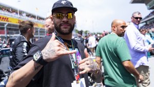 Фен включи Неймар в завещанието си