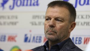 Стойчо Младенов започва спешна селекция в ЦСКА! Чака двама нови