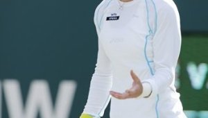 Саманта Стоусър развали празника на сестри Уилямс