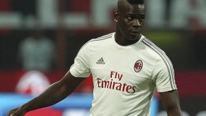 Балотели няма да ходи при Чочев