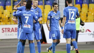 Чужденец поема Левски в понеделник