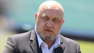 Министър Кралев с жестоки критики към Дерменджиев и съдийството