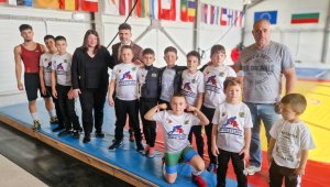 Станка Златева откри нова зала за борба във Ветрино