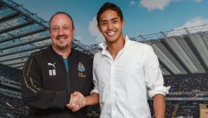 Нюкасъл уреди исторически трансфер