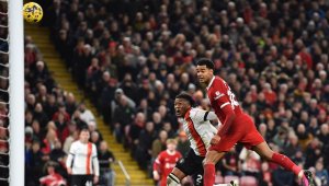 Нова луда вечер на „Анфийлд“! Пореден шеметен обрат бетонира Ливърпул на върха