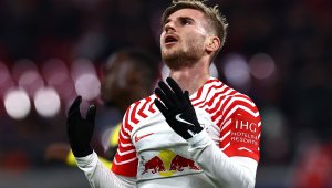 Тотнъм пожела "кривата кримка" Вернер