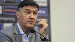 Нов проблем пред Боби Михайлов за завръщането му