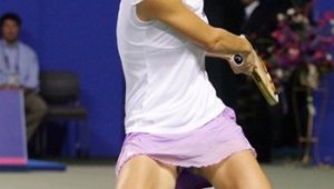 Пиронкова с фалстарт на Новата 2011