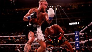 Ютюбър към Макгрегър: Бих те набил с една ръка