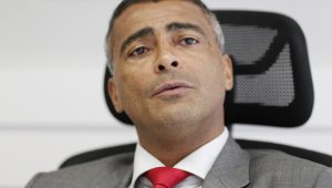 Ромарио: Шефовете на федерацията са мафиоти и продажници