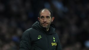 Тотнъм изрита и временния си наставник след срама в неделя