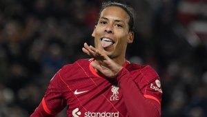 Разгром! Ливърпул срази Лийдс с 6:0 и вече е по петите на Ман Сити