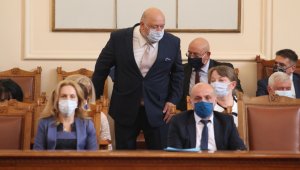 Красен Кралев е с коронавирус