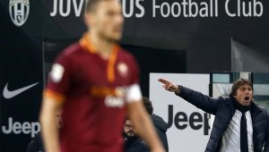 Тоти води Конте в Рома