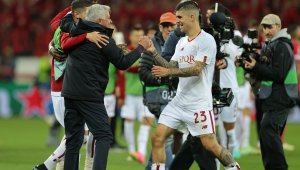 Моуриньо изравни сър Алекс по еврофинали