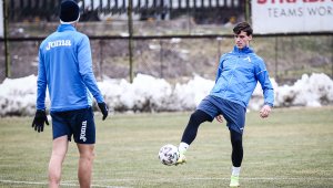 Капан за Вечното дерби: Левски тренира статични положения до откат